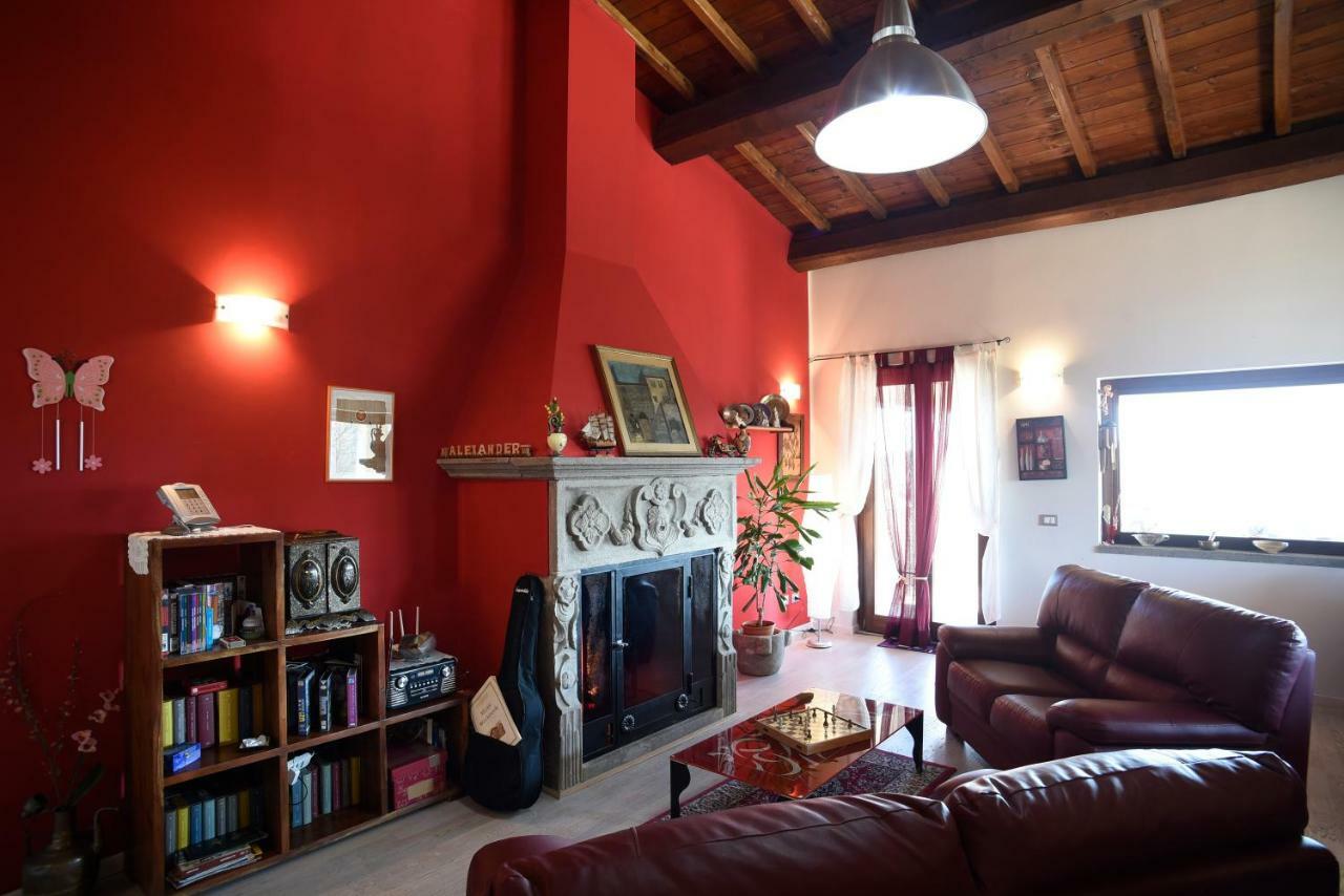 ויטורקיאנו Villa Farfalla Bianca מראה חיצוני תמונה